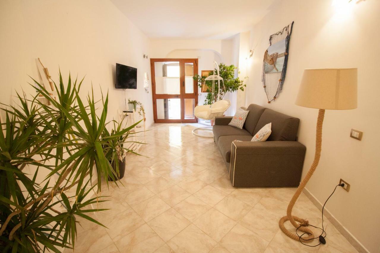 Lanterna Bianca Villa Cagliari Exterior foto